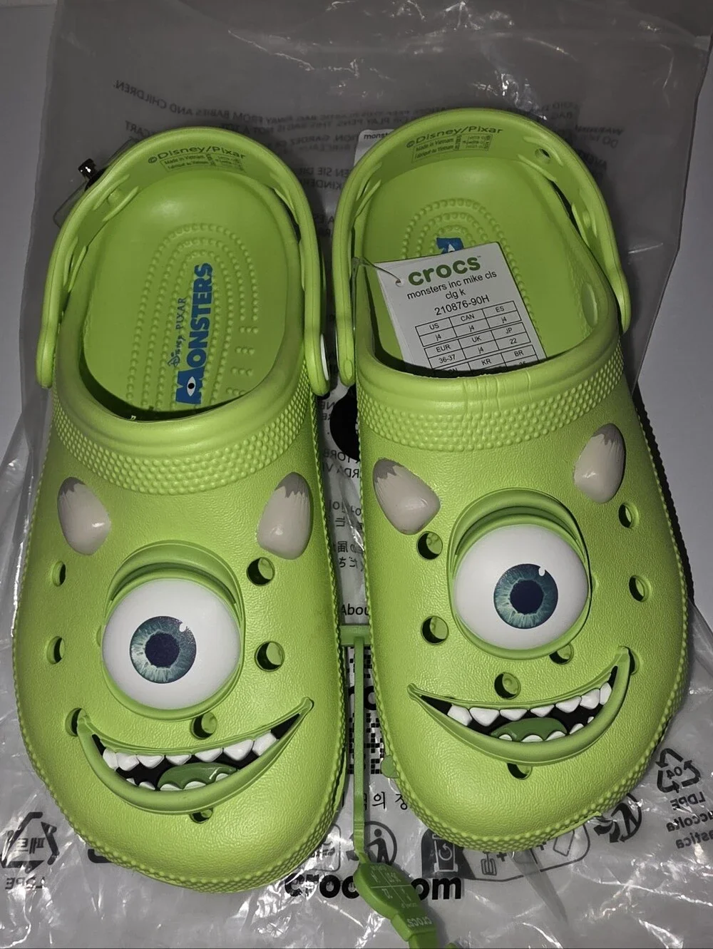 Crocs Monsters Inc Mike Wazowski Clogs Youth Big Kids Size J4 Disney Pixar NEW